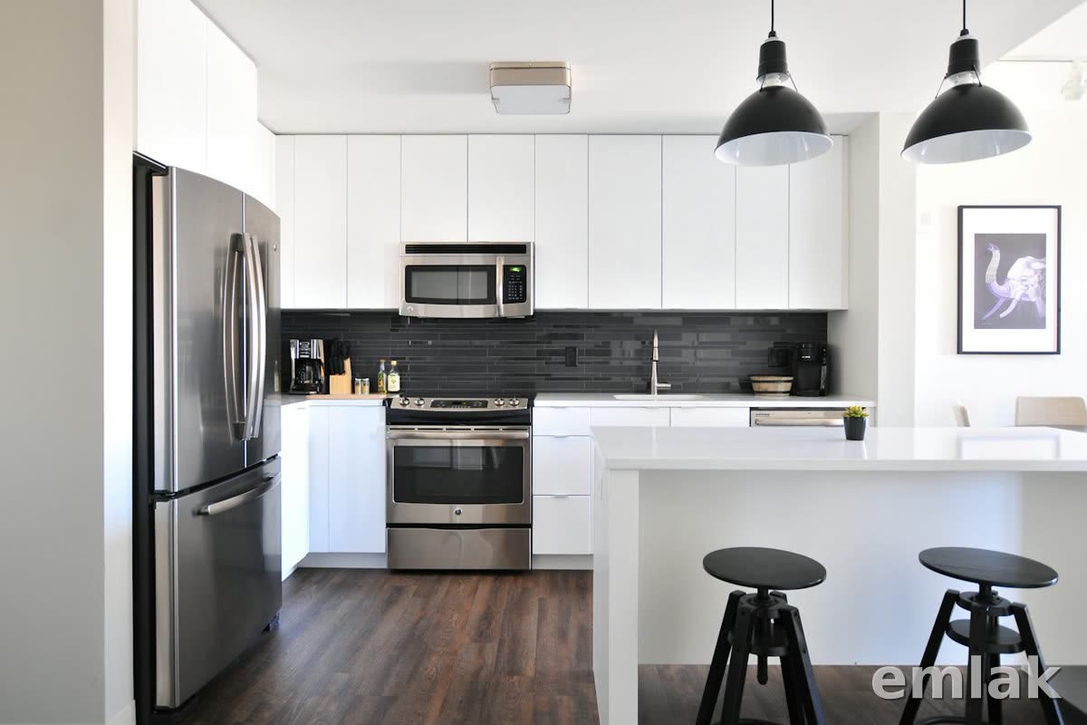 Two-bedroom loft with private terrace, Southwest 3